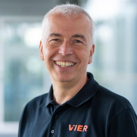 Foto-Portrait Ralf Mühlenhöver, Head of Product Strategy and Marketing bei der VIER GmbH